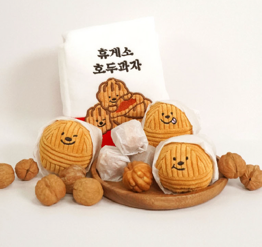 【預購】Walnut Cookie nosework toy 核桃餅乾藏食玩具